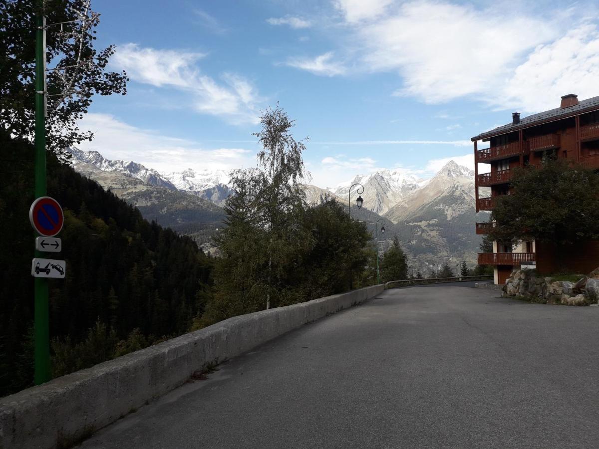 Magnifique studio au pied du télécabine d'Arrondaz et des pistes de ski Modane Exterior foto